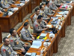 Kapolri Paparkan Capaian Pengelolaan Anggaran di Raker Komisi III DPR