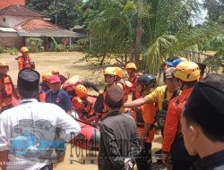 Santri Hanyut di Sungai Blega Akibat Derasnya Arus Banjir