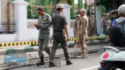 Satpol PP Pamekasan Tertibkan PKL di Kawasan Arek Lancor Pamekasan