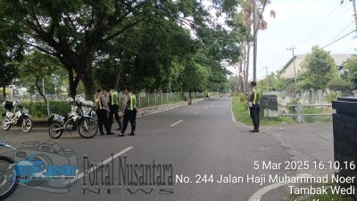 Unit Lantas Polres Tanjung Perak Antisipasi Balap Liar di Kedung Cowek Selama Ramadan