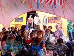 Srikandi PLN Icon Plus Jatim Berbagi Kebaikan, Salurkan Bantuan untuk Warga Terdampak Erupsi Gunung Semeru di Lumajang