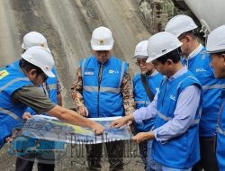 Akselerasi Transisi Energi, GM PLN UIP JBTB Moh. Fathol Arifin Tinjau Lokasi Proyek PLTS Terapung Karangkates 100 MWac