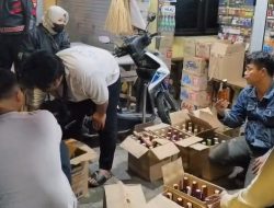 Razia Warkop Saat Ramadhan, Personel Gabungan Polres Bangkalan Sita Ratusan Botol Miras dari Beberapa Lokasi