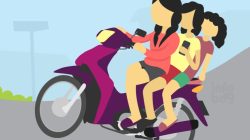 Aksi Bonceng Tiga Emak-emak Berujung Kecelakaan di Bangkalan, Terekam CCTV dan Viral