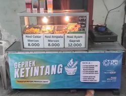 YBM PLN UIP JBTB Bantu Modal Usaha Pedagang Ayam Geprek di Ketintang