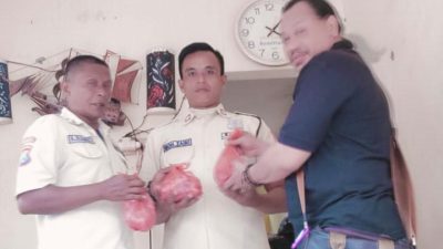 PIJP Distribusikan Daging Kurban untuk Kaum Duafa dan Anak Yatim di Pamekasan