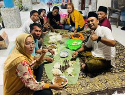 Pererat Solidaritas Antar Wartawan, Komunitas IWO Pamekasan Gelar Silaturahmi dan Bakar Sate Bersama