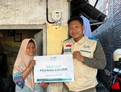 Dari Rumah Gelap Kembali Terang, YBM PLN UIP JBTB Sambungkan Harapan Warga Medaeng