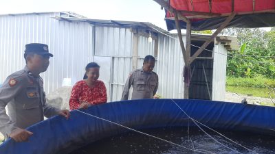 Dukung Swasembada Pangan, Polsek Kebomas Cek Peternakan Lele di Desa Prambangan