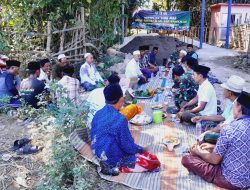Karya Bakti TNI AD Bangun Jembatan Penghubung Dusun di Desa Nyormanis Blega