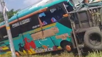 Laka Lantas Maut Libatkan 5 Kendaraan di ,Jalur Suramadu 2 Orang Tewas