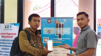 Polantas Karib, AKP Febry Hermawan Tegaskan Pelayanan Samsat Bangkalan Mudah, Cepat, Transparan, dan Bebas Calo