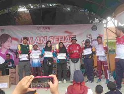 Warga Padati Lapangan Blega, Jalan Sehat HUT RI ke-81 Berlangsung Meriah